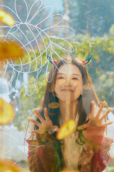 《漂亮的女邻居